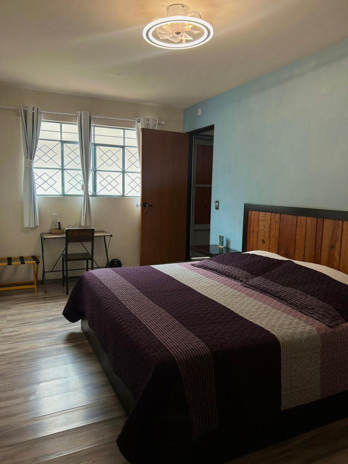 El Salto De Camela Hostal Uruapan  Exteriör bild